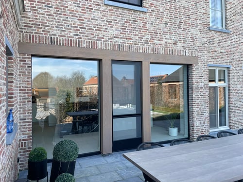 Eiken houten ramen geplaatst door schrijnwerker Bongaerts D. in Tongeren